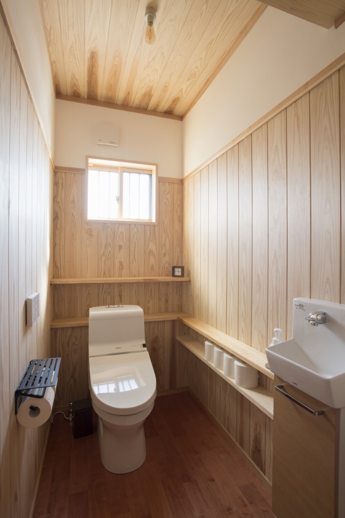 『木で幸せの家』トイレ 施工例 仕様と設備 健康住宅・注文住宅なら「木の家」グリーンウッド 福岡県北九州市の地域
